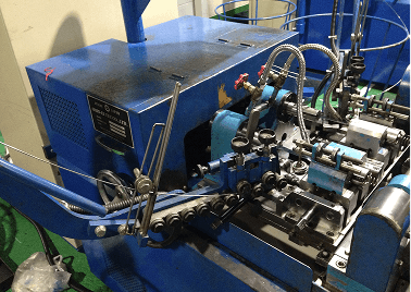 自動小型ラセン製造機（2台）